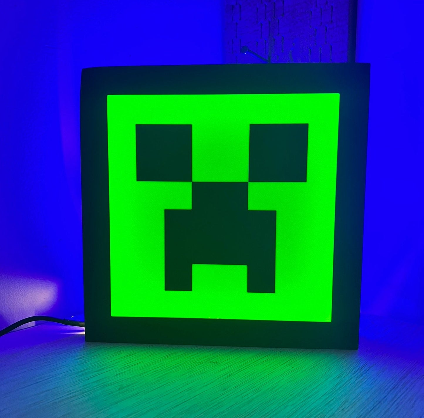 Minecraft Creeper LED Lightbox SignLamp - Pixelated Gaming Decor