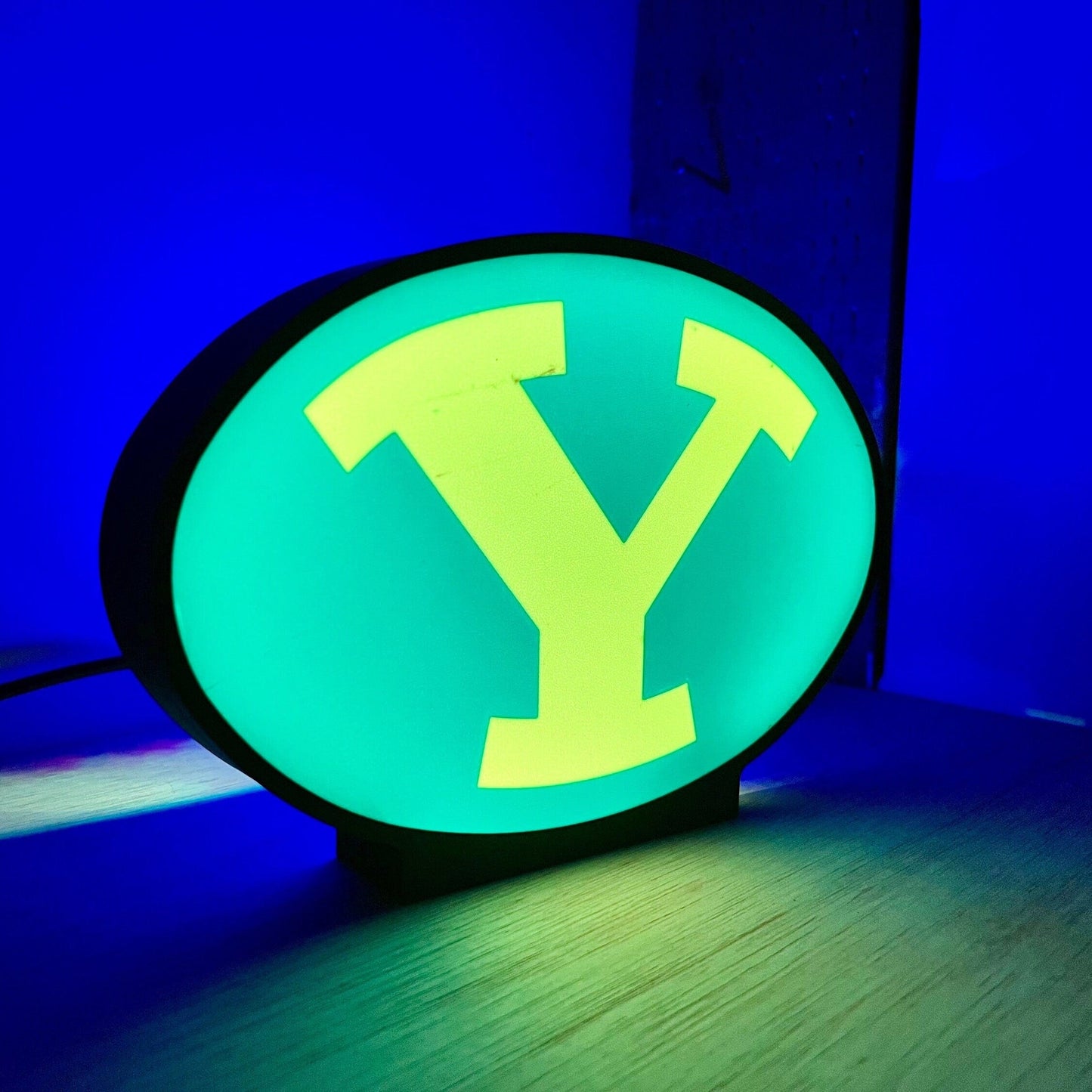 BYU Cougars LED LightBox Sign  - Lamp for Fans and Alumni
