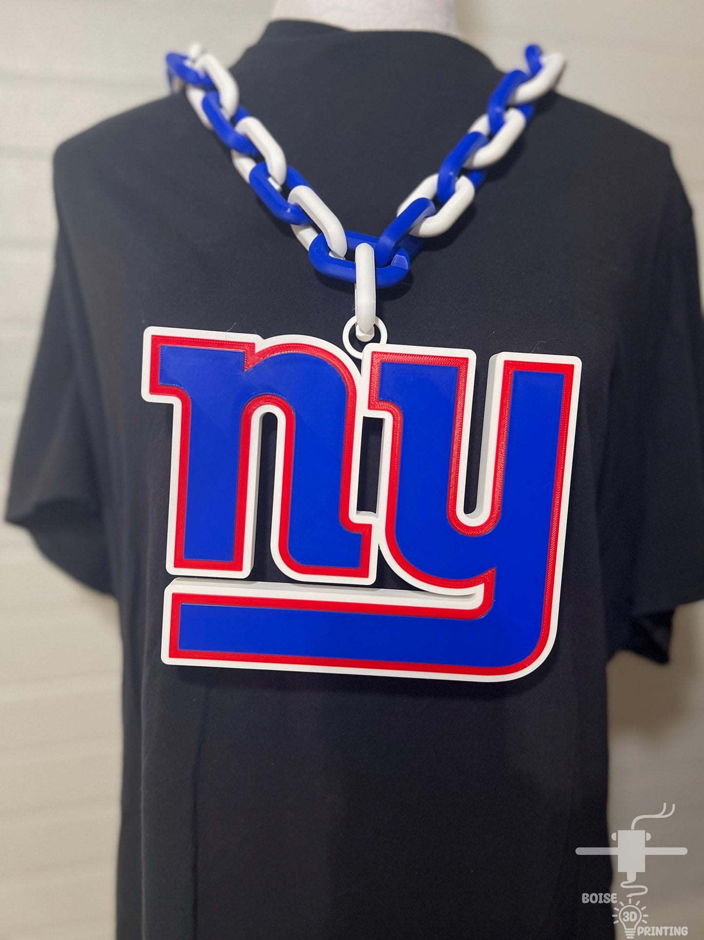 a new york giants t - shirt on a mannequin